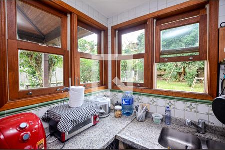 Casa de condomínio à venda com 263m², 4 quartos e 2 vagas Casa de condomínio à venda com 263m², 4 quartos e 2 vagasCozinha