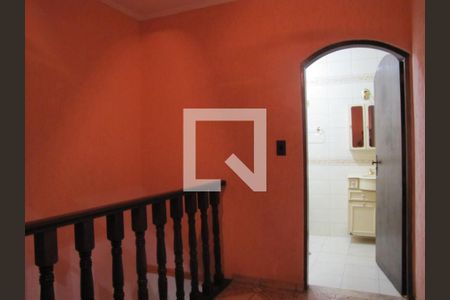 Casa à venda com 200m², 4 quartos e 2 vagasCorredor