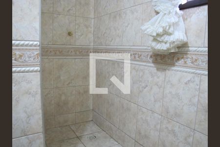 Casa à venda com 200m², 4 quartos e 2 vagasBanheiro Térreo