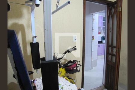 Casa à venda com 200m², 4 quartos e 2 vagasQuarto 4