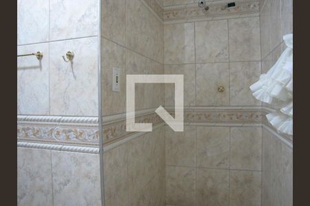 Casa à venda com 200m², 4 quartos e 2 vagasBanheiro Térreo