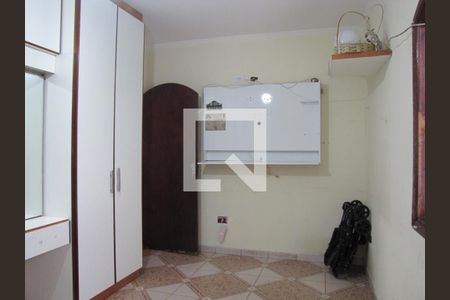 Casa à venda com 200m², 4 quartos e 2 vagasQuarto 2
