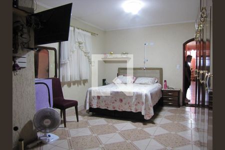 Casa à venda com 200m², 4 quartos e 2 vagasSuíte 1