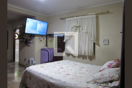 Casa à venda com 200m², 4 quartos e 2 vagasSuíte 1