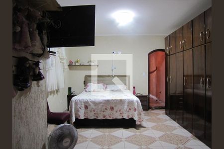 Casa à venda com 200m², 4 quartos e 2 vagasSuíte 1