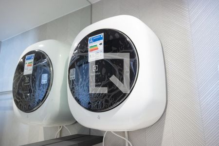Detalhe do Banheiro de kitnet/studio para alugar com 0 quarto, 29m² em Itaim Bibi, São Paulo