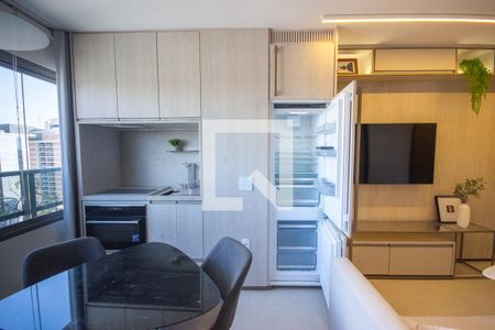 Cozinha de kitnet/studio para alugar com 0 quarto, 29m² em Itaim Bibi, São Paulo