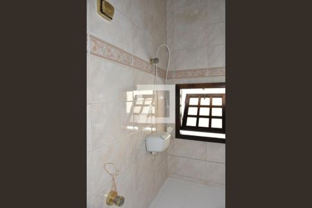 Casa à venda com 265m², 3 quartos e 2 vagasBanheiro