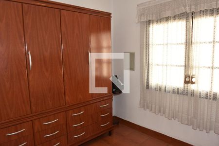 Casa à venda com 265m², 3 quartos e 2 vagasQuarto 2