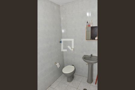 Casa à venda com 265m², 3 quartos e 2 vagasBanheiro do  salão