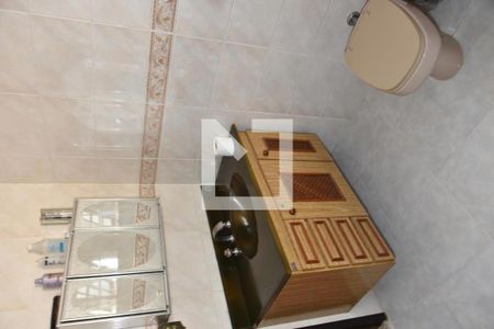 Casa à venda com 265m², 3 quartos e 2 vagasBanheiro da Suíte