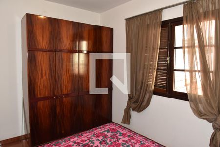 Casa à venda com 265m², 3 quartos e 2 vagasQuarto 3