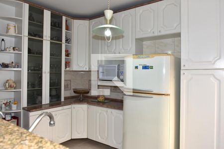 Casa à venda com 265m², 3 quartos e 2 vagasCozinha