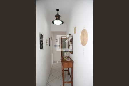 Corredor de apartamento para alugar com 2 quartos, 65m² em Cidade Ocian, Praia Grande