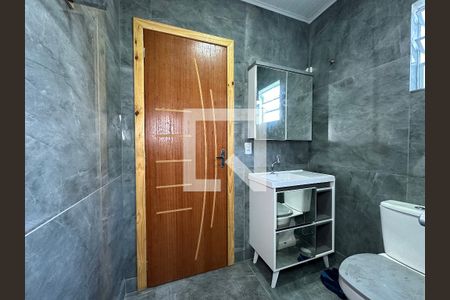 Casa à venda com 300m², 3 quartos e 1 vagaBanheiro 2