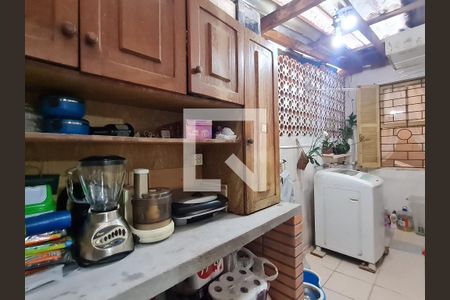 Casa à venda com 90m², 3 quartos e 2 vagasArea de serviço