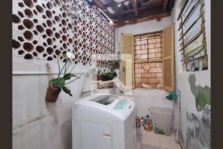 Casa à venda com 90m², 3 quartos e 2 vagasArea de serviço