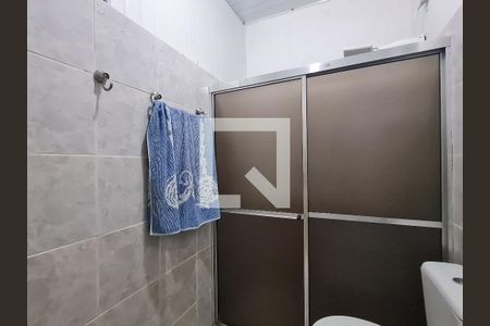 Casa à venda com 90m², 3 quartos e 2 vagasBanheiro social
