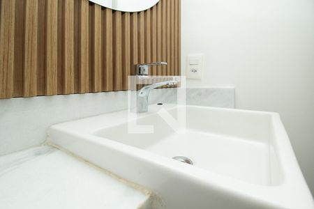 Banheiro de apartamento para alugar com 1 quarto, 45m² em Jardim das Bandeiras, São Paulo