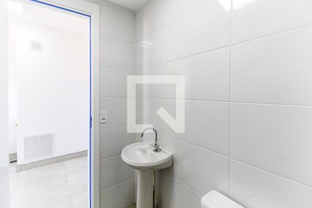 Banheiro de apartamento para alugar com 1 quarto, 24m² em Santo Amaro, São Paulo
