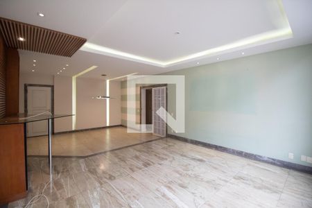 Apartamento à venda com 210m², 3 quartos e 1 vagaSala