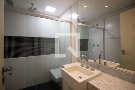 Apartamento à venda com 210m², 3 quartos e 1 vagaBanheiro social