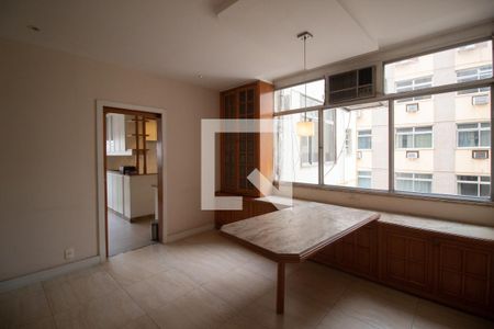 Apartamento à venda com 210m², 3 quartos e 1 vagaCopa