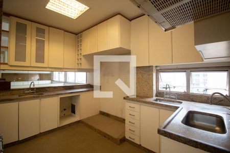 Apartamento à venda com 210m², 3 quartos e 1 vagaCozinha