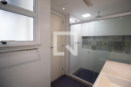 Apartamento à venda com 210m², 3 quartos e 1 vagaBanheiro da Suíte