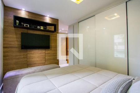 Apartamento à venda com 67m², 2 quartos e 2 vagas Apartamento à venda com 67m², 2 quartos e 2 vagasQuarto 1 - Suíte
