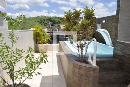 Apartamento à venda com 144m², 2 quartos e 1 vagaPiscina