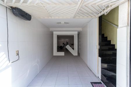 Casa de condomínio à venda com 115m², 2 quartos e 2 vagasGaragem
