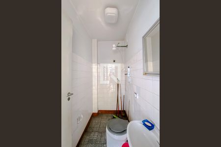 Casa à venda com 153m², 3 quartos e 4 vagasBanheiro de serviço