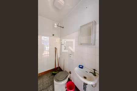 Casa à venda com 153m², 3 quartos e 4 vagasBanheiro de serviço