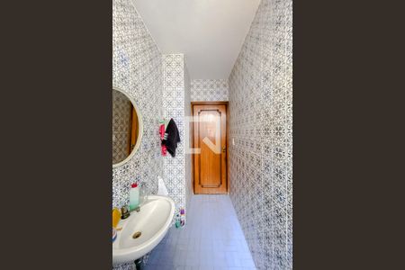 Lavabo de casa para alugar com 3 quartos, 153m² em Jardim Analia Franco, São Paulo