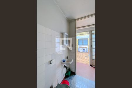 Casa à venda com 153m², 3 quartos e 4 vagasBanheiro de serviço