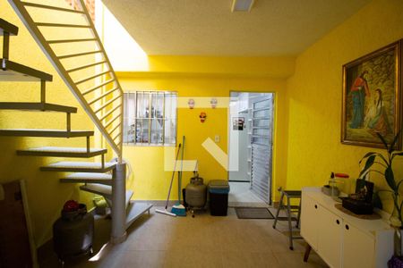 Casa para alugar com 249m², 2 quartos e 1 vaga Casa para alugar com 249m², 2 quartos e 1 vagaQuintal