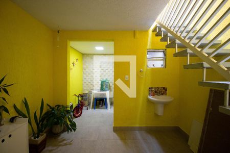 Casa para alugar com 249m², 2 quartos e 1 vaga Casa para alugar com 249m², 2 quartos e 1 vagaQuintal