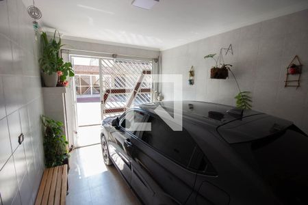 Casa para alugar com 249m², 2 quartos e 1 vaga Casa para alugar com 249m², 2 quartos e 1 vagaGaragem