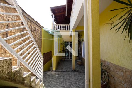 Casa para alugar com 249m², 2 quartos e 1 vaga Casa para alugar com 249m², 2 quartos e 1 vagaQuintal