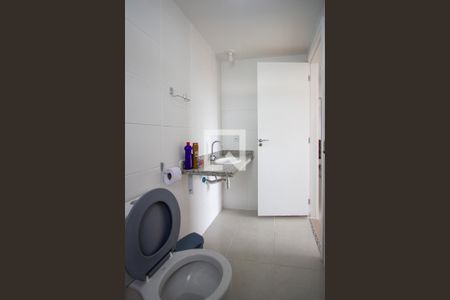 Apartamento à venda com 100m², 2 quartos e 1 vagaBanheiro da Suíte