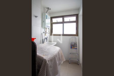 Apartamento à venda com 100m², 2 quartos e 1 vagaÁrea de Serviço