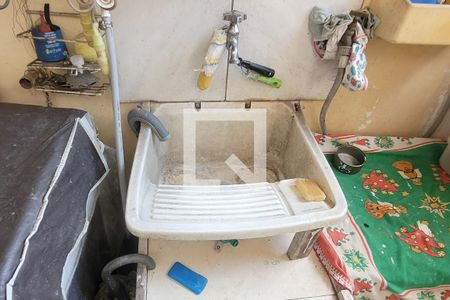 Casa à venda com 140m², 2 quartos e 1 vagaÁrea de Serviço