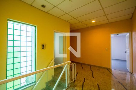 Casa para alugar com 200m², 4 quartos e 4 vagasHall do sótão