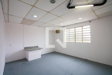 Casa para alugar com 200m², 4 quartos e 4 vagasSalão