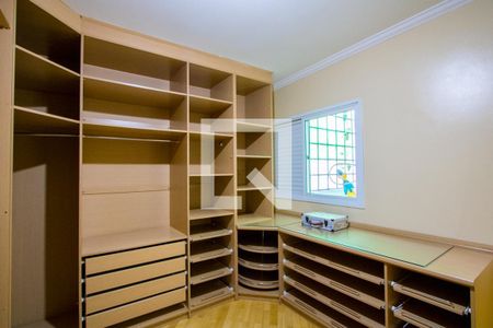 Casa para alugar com 200m², 4 quartos e 4 vagasQuarto 4