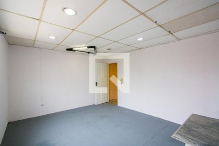 Casa para alugar com 200m², 4 quartos e 4 vagasSalão