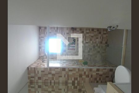 Apartamento à venda com 71m², 2 quartos e 2 vagasBanheiro da Suíte