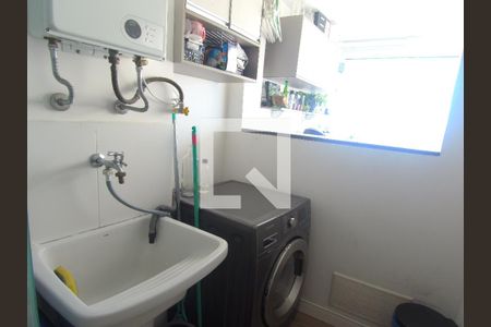 Apartamento à venda com 71m², 2 quartos e 2 vagasÁrea de Serviço