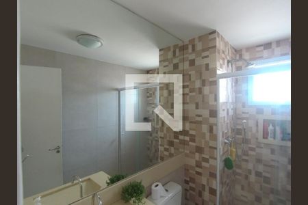 Apartamento à venda com 71m², 2 quartos e 2 vagasBanheiro da Suíte